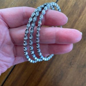 Brighton Collectibles Bangle Set. 3 Slim Bangles that lay side by side ♥️